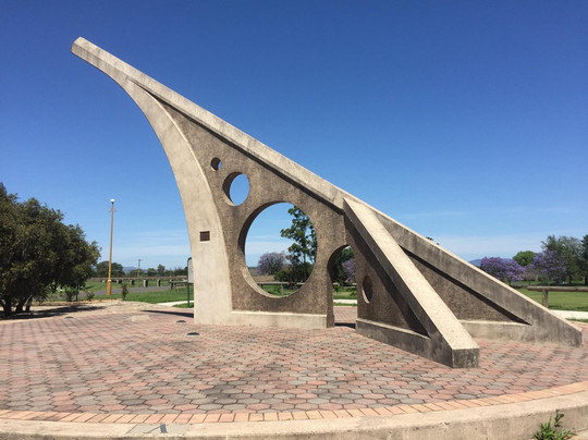 Jerrys Plains旅游景点-Singleton Sundial