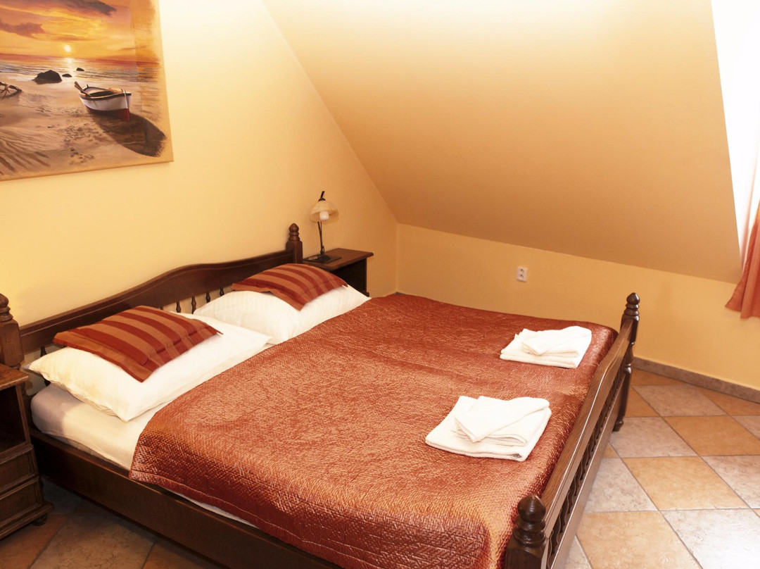 崔邦酒店住宿-Hotel Pelikan