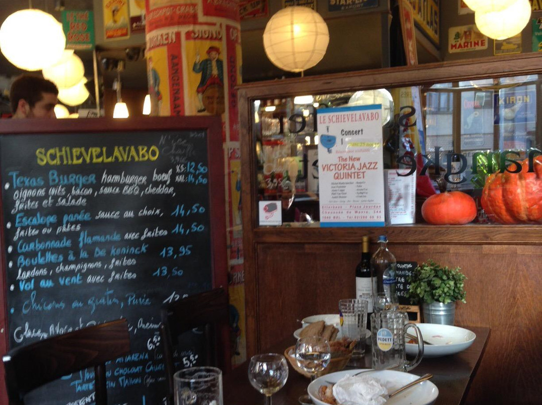 Schievelavabo