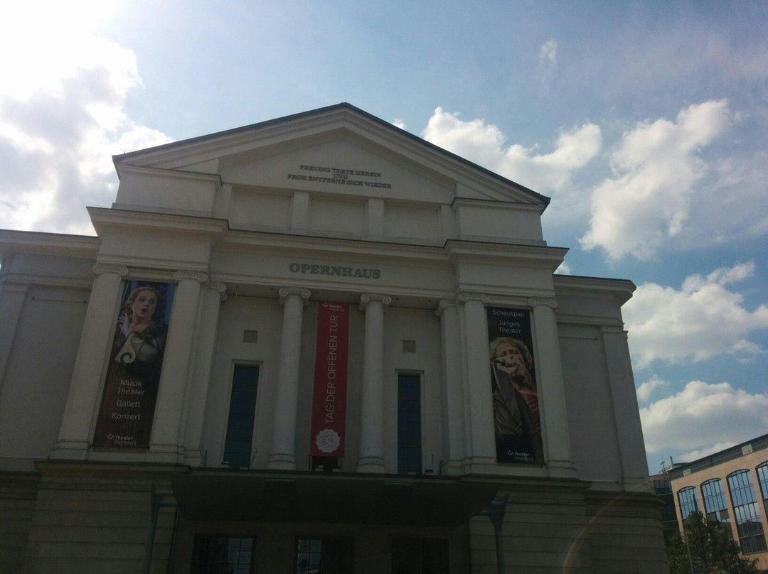Theater Magdeburg-马格德堡必去景点