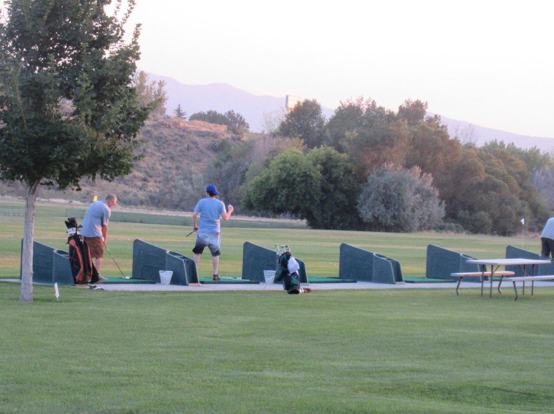 Outback Golf Park-波卡特洛必去景点