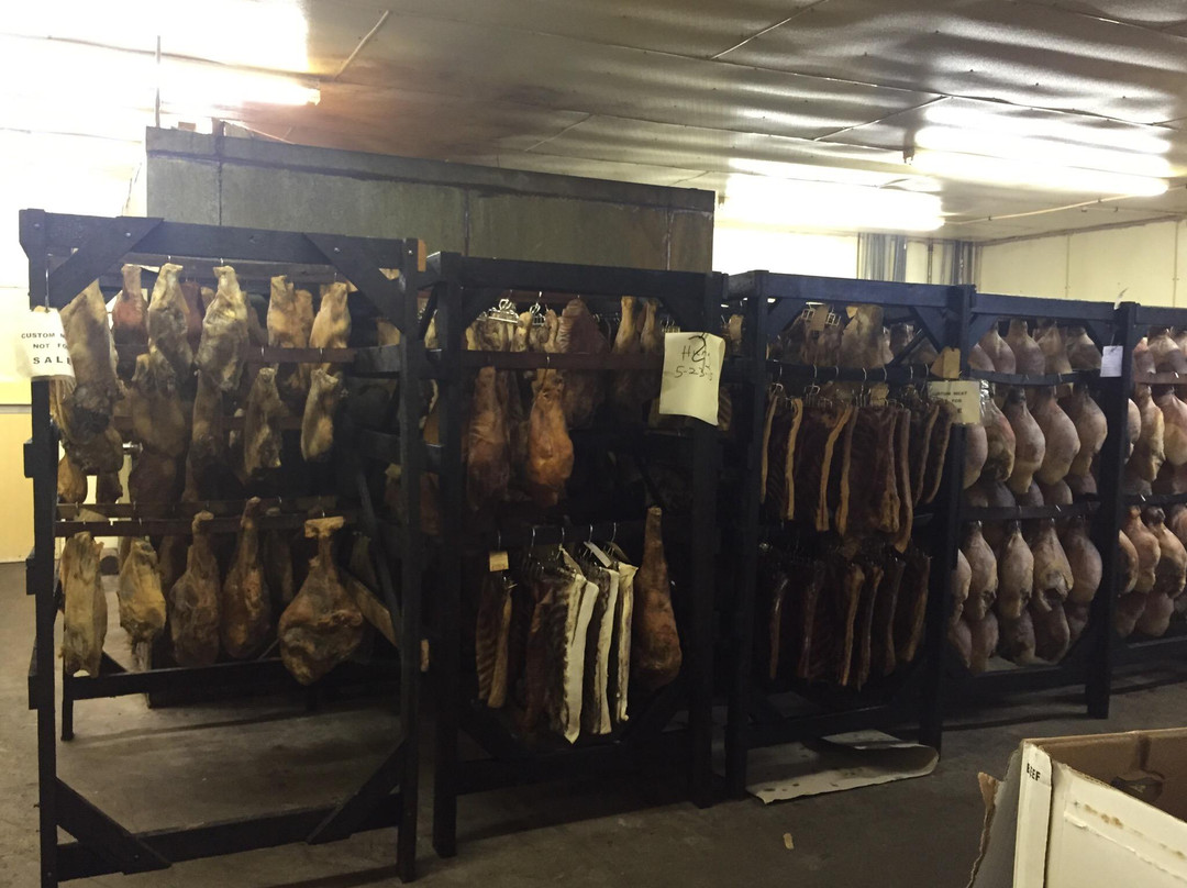 Benton's Smoky Mountain Country Hams-Madisonville必去景点