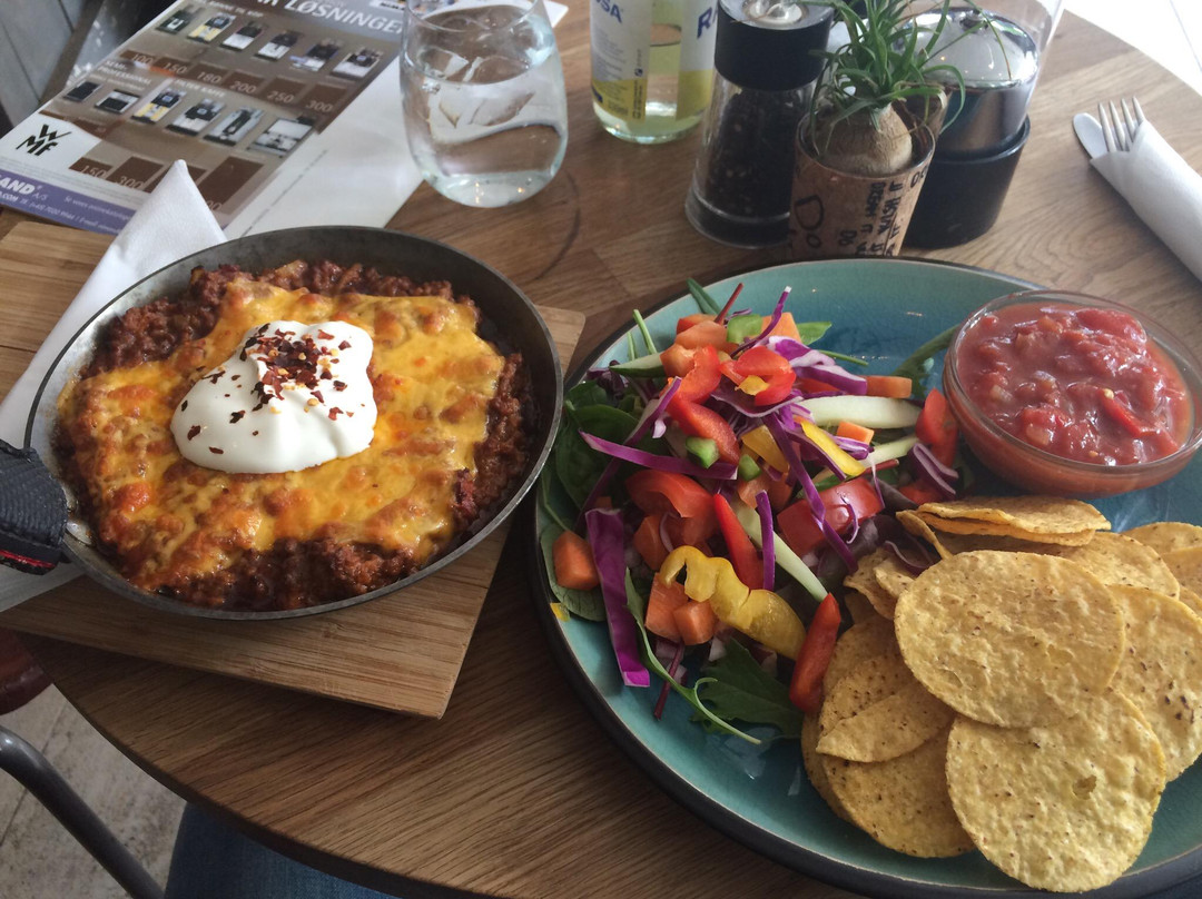 Vildbjerg餐馆和美食-Cafe Poulsens