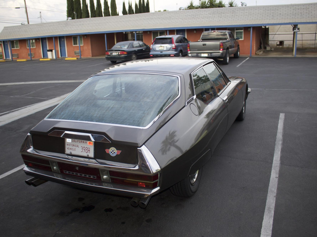 艾尔蒙特汽车旅馆