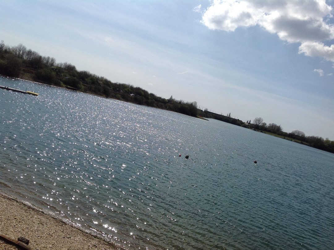 Chichester Watersports景点图片