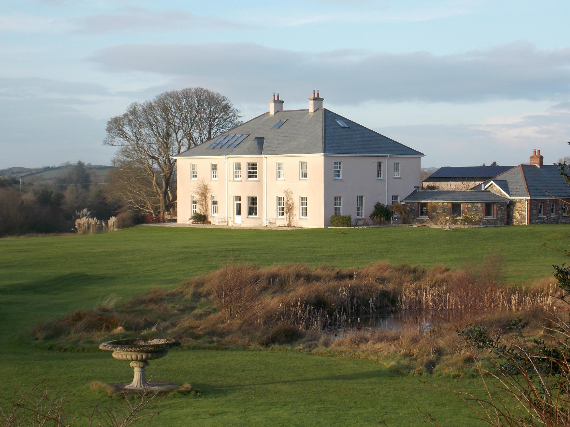 Dunnanelly Country House-浴室