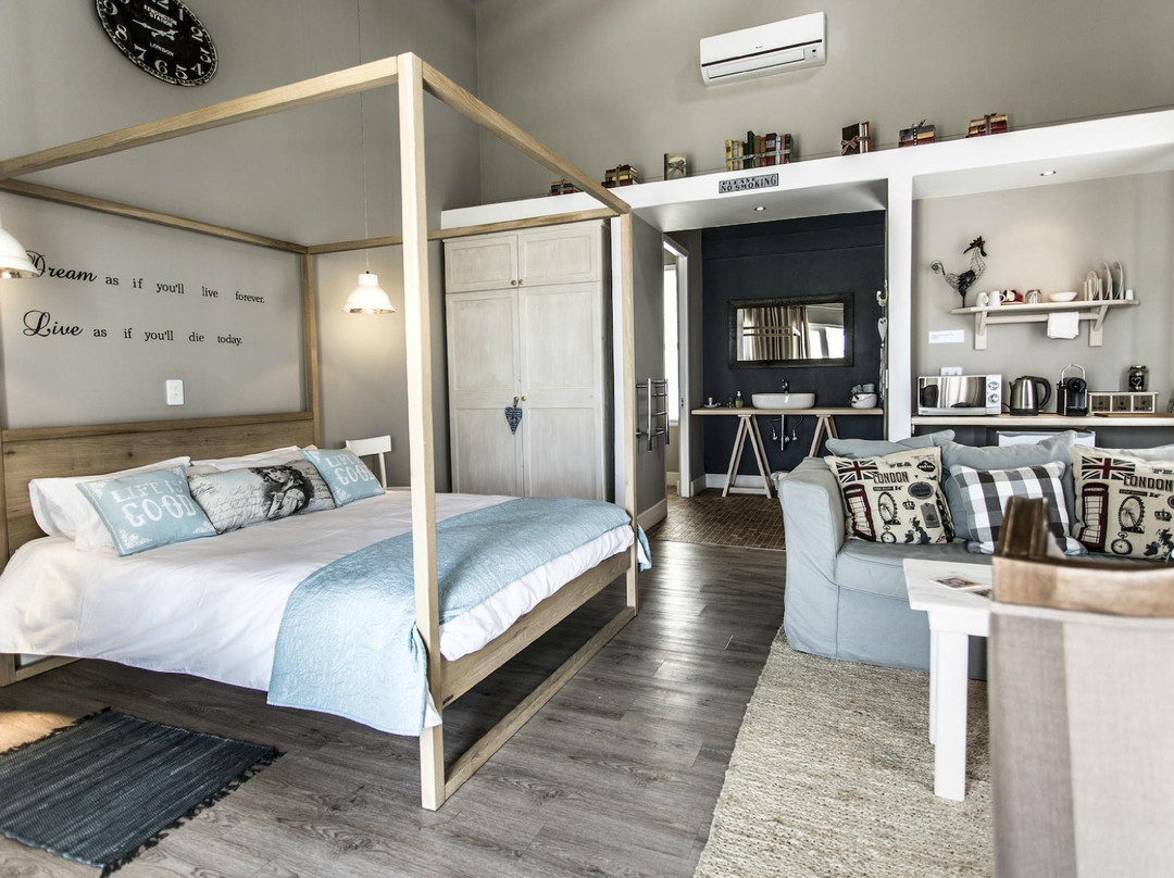 Arandis酒店住宿-Plover Farmhouse Studios