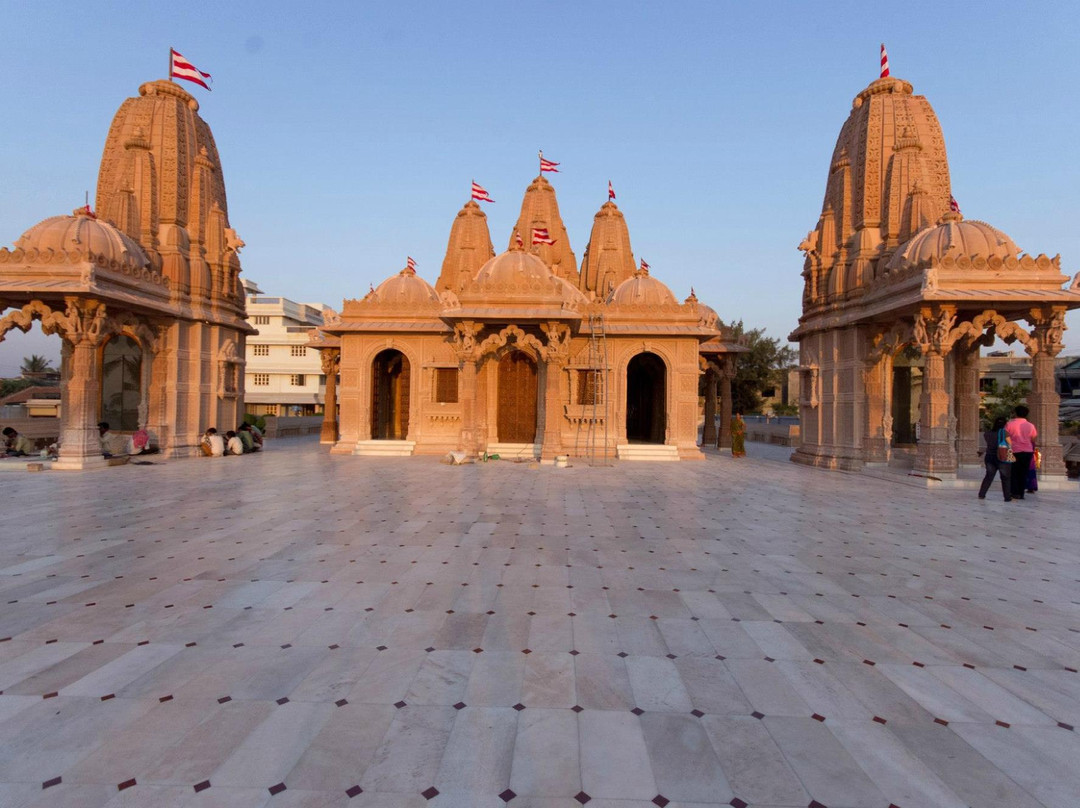 Shri Swami Narayan Temple-Valsad必去景点