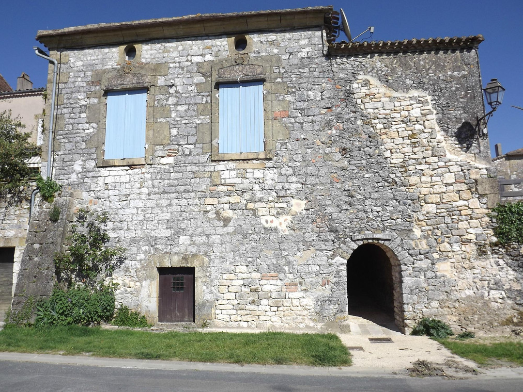 Place des Cornieres, Monpazier景点图片