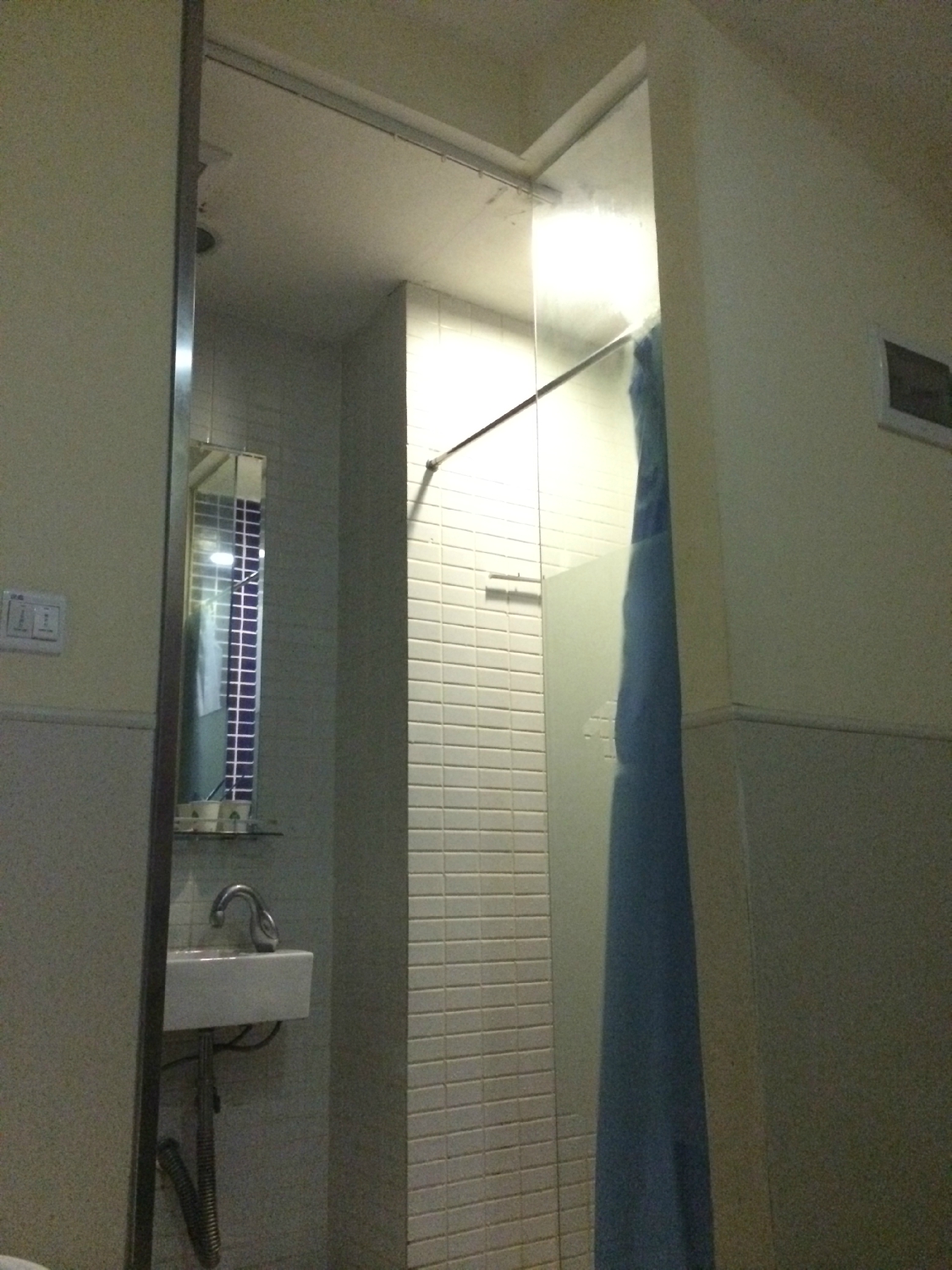 天津汉庭海友客栈滨江道步行街店-浴室