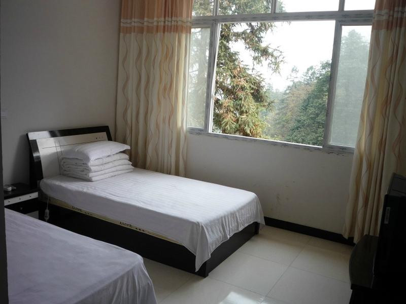 雅安文凤山庄主图