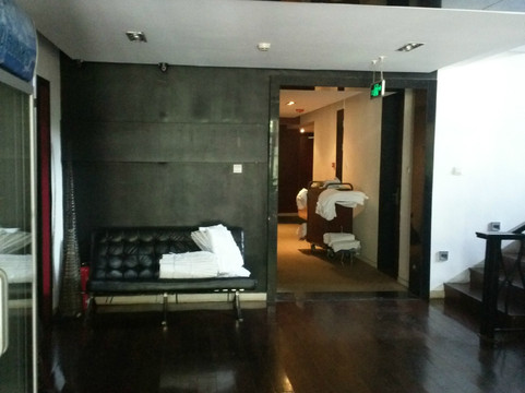 白龙潭皇家假日酒店主图