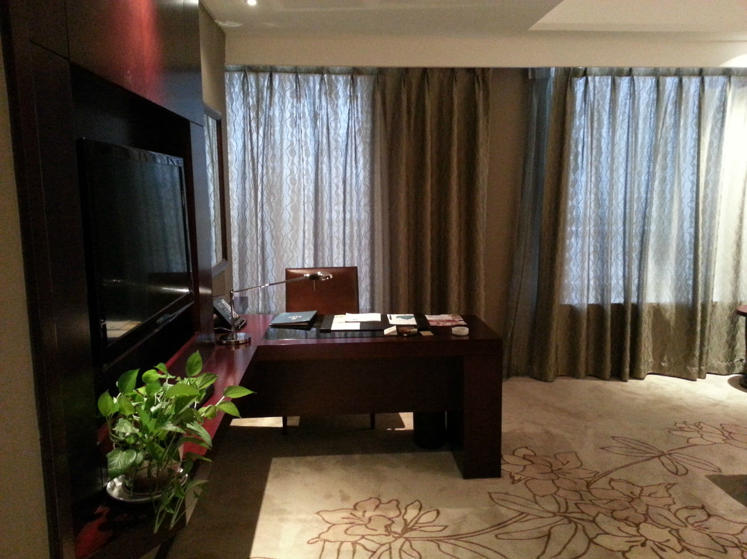 中富国际酒店主图