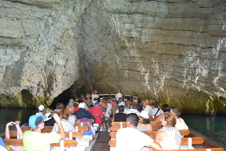 Motobarca Vittorio - Day Tours-佩斯基奇必去景点