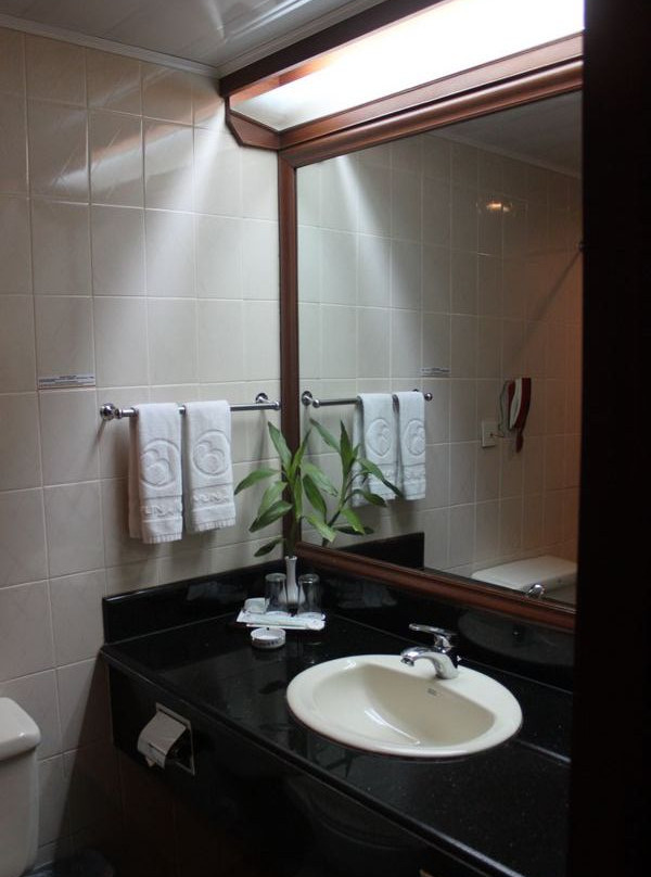 白云大酒店主图