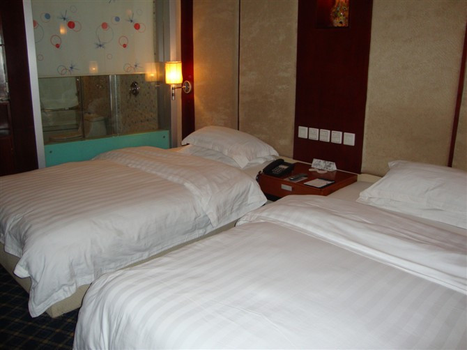 京腾丽湾酒店主图