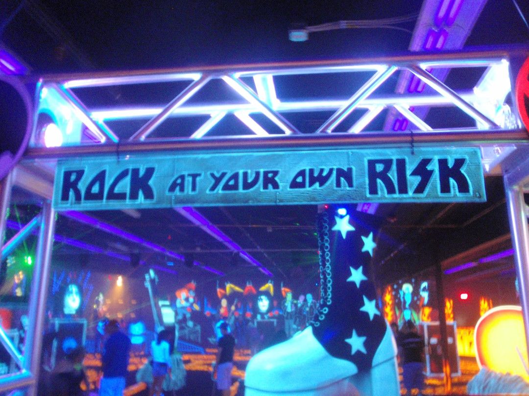 Kiss Monster Mini Golf-拉斯维加斯必去景点