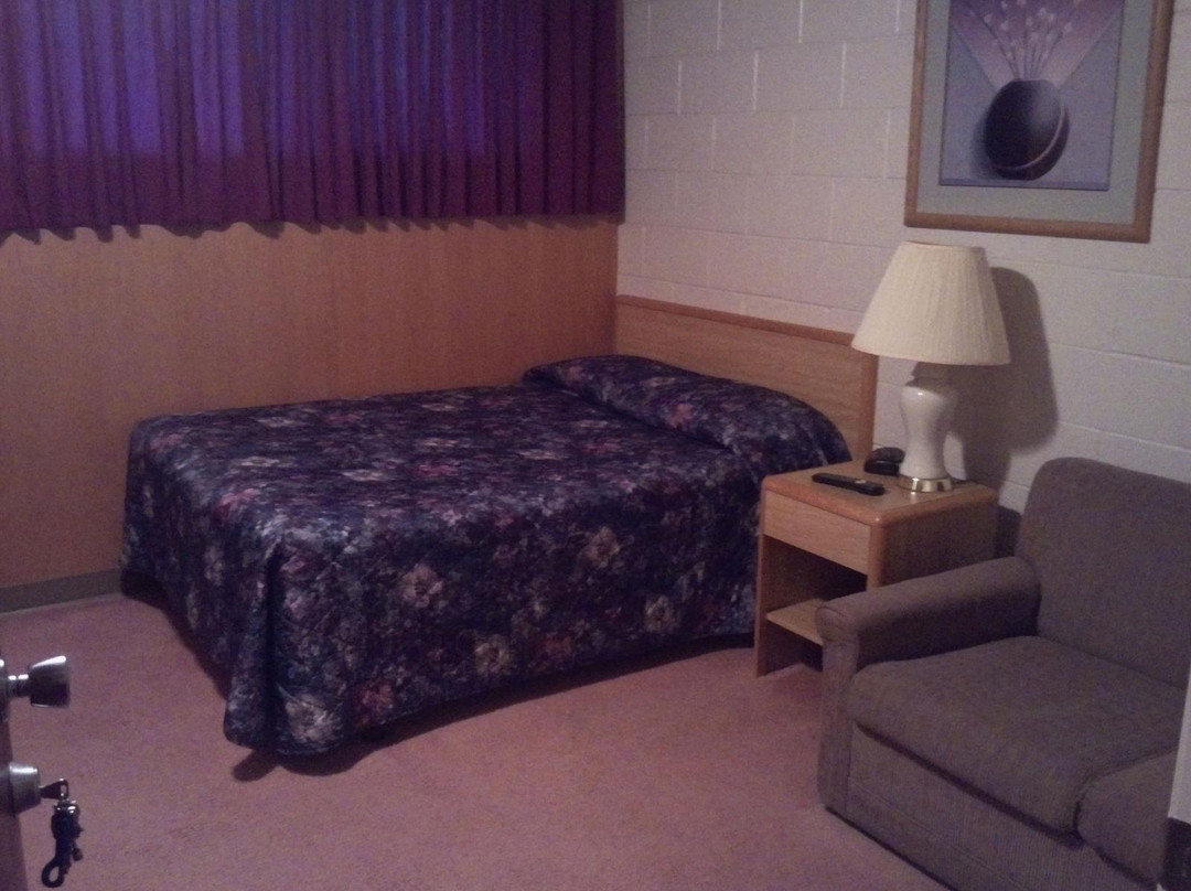 Duck Mountain Motel & RV Campground & RV Rentals & laundromat主图