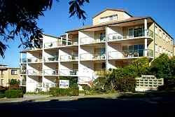 Whitecaps Apartments