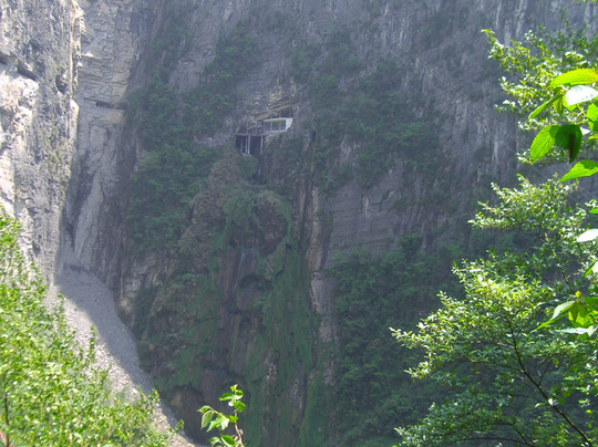 小龙洞瀑布-花垣县必去景点