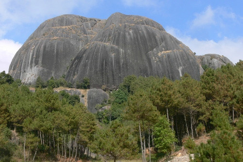 Kyllang Rock景点图片