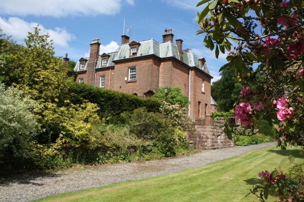 Lazonby Hall-官方