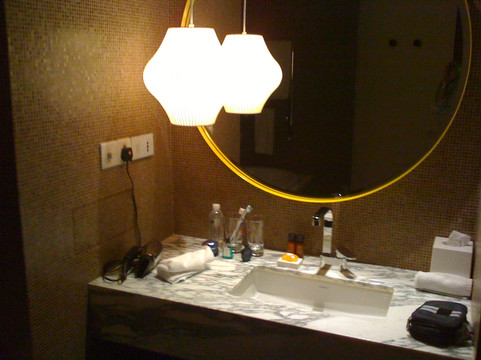 景莱酒店·不舍（上海人民广场南京西路地铁站店）主图