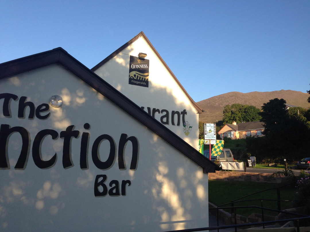 The Junction Bar