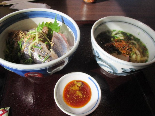 海ほたる 海鮮 うどん処 木更津庵