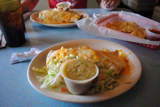 圣罗莎餐馆和美食-Joe's Bar & Grill Cantina