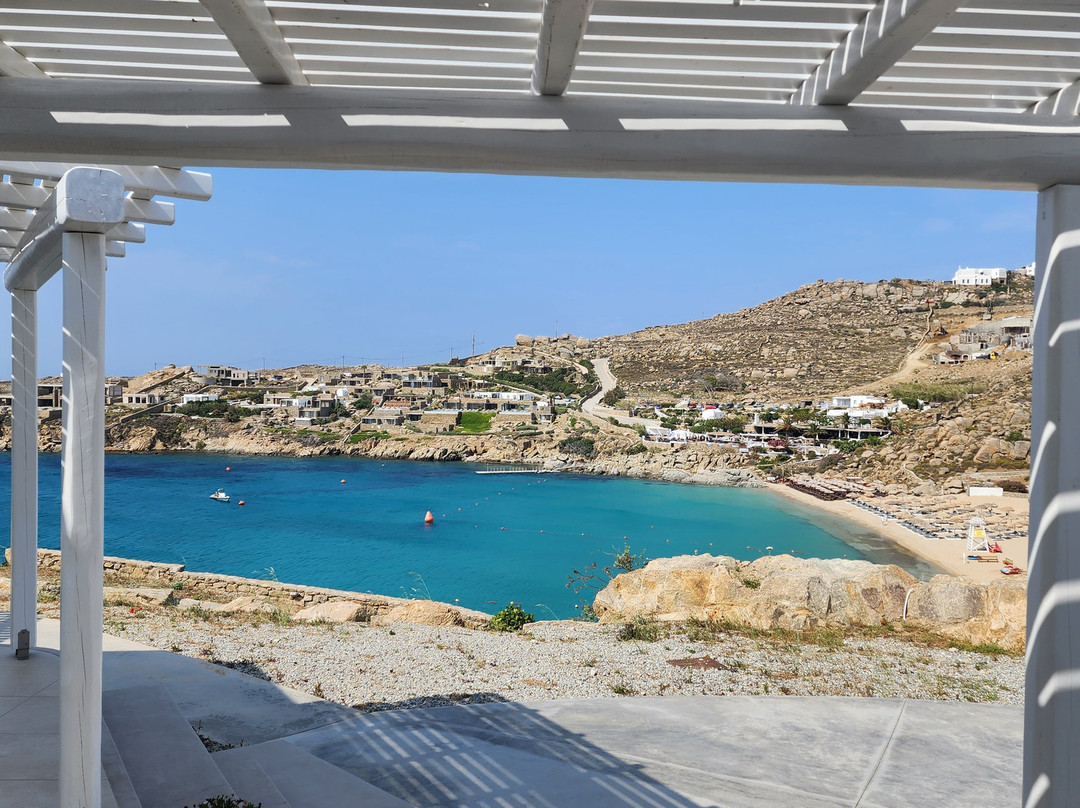 Super Paradise Hotel主图