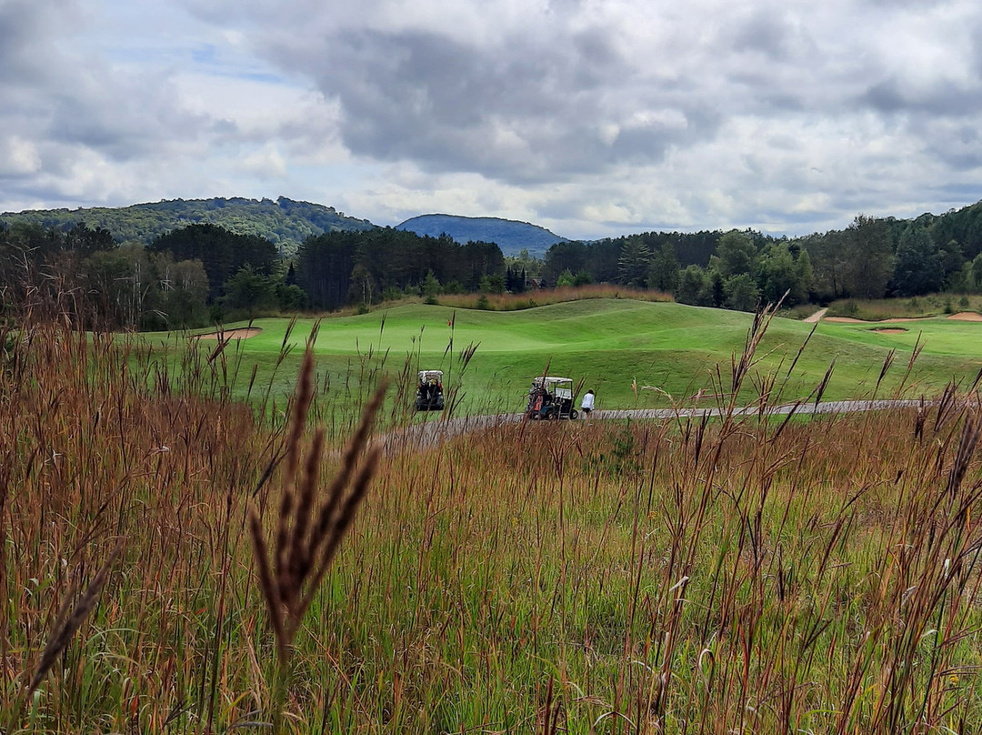 Golf Manitou-塔伯拉山必去景点