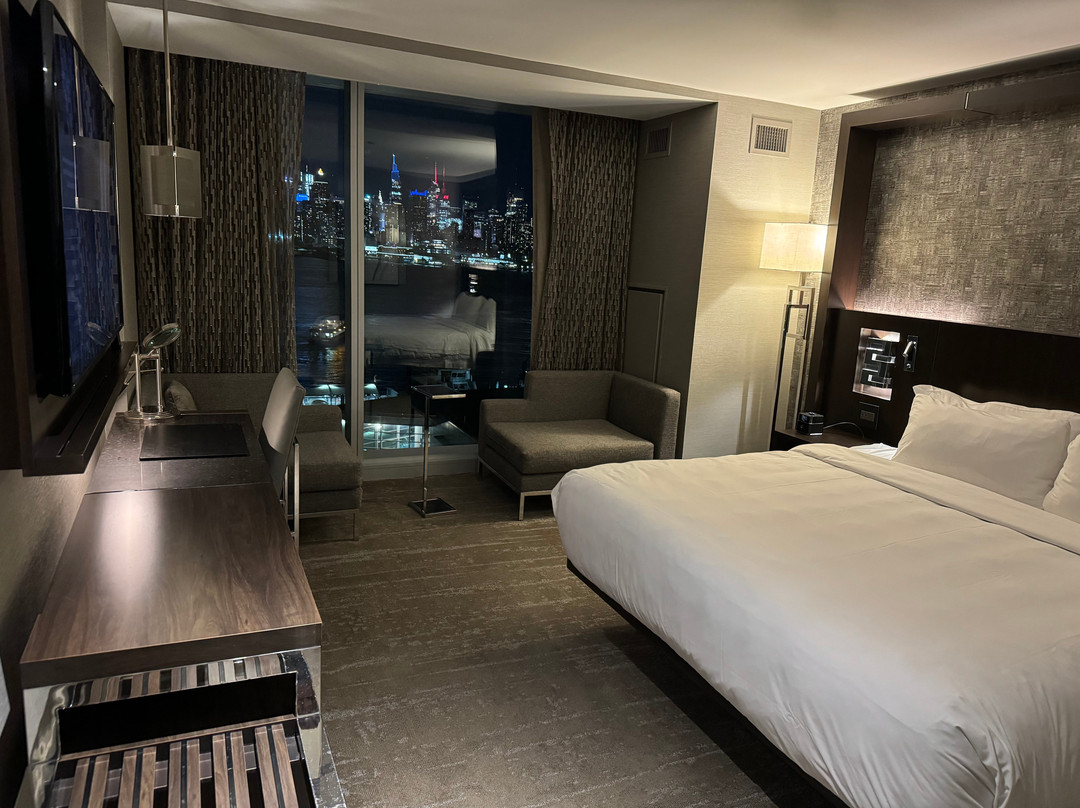 Envue, Autograph Collection主图