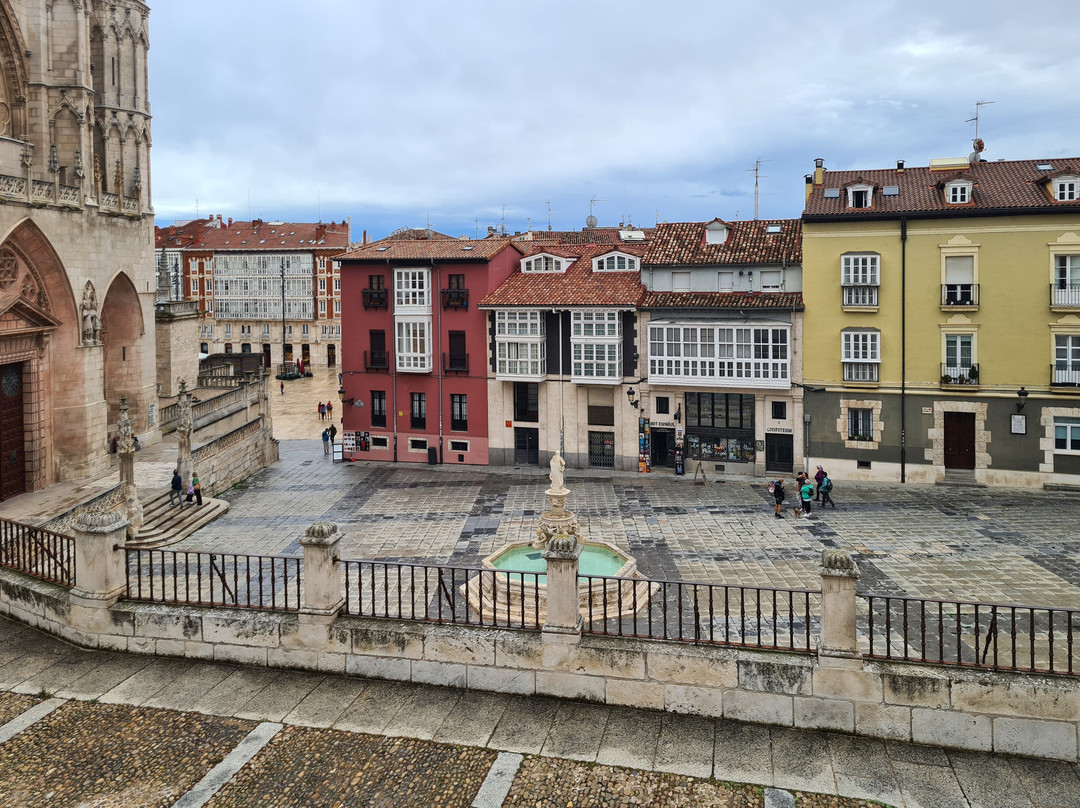 Plaza de Santa María景点图片
