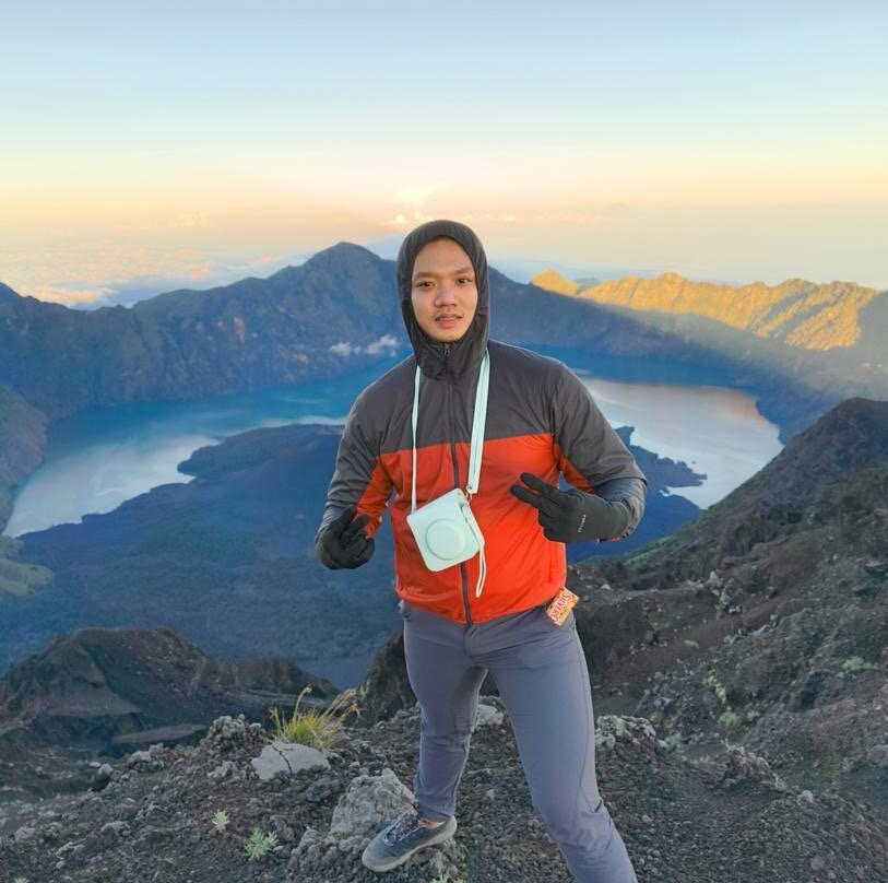 Rinjani Ridge景点图片