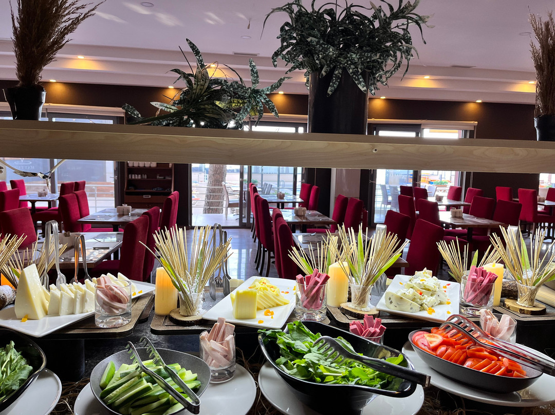 Hattuşa Vacation Beach Hotel