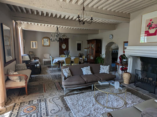 Le Vieux Castel主图