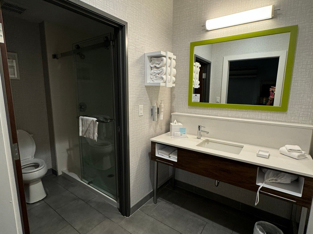 Hampton Inn & Suites By Hilton Middleburg主图