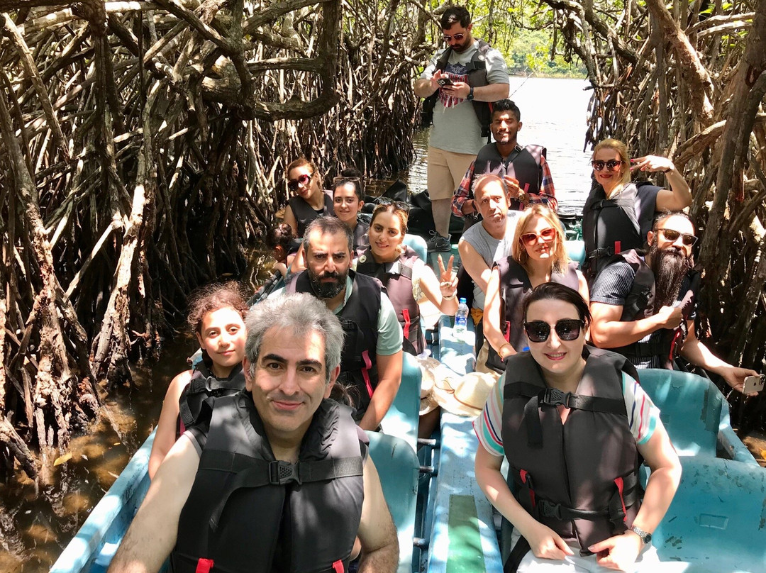 Lucky Lanka Expedition景点图片