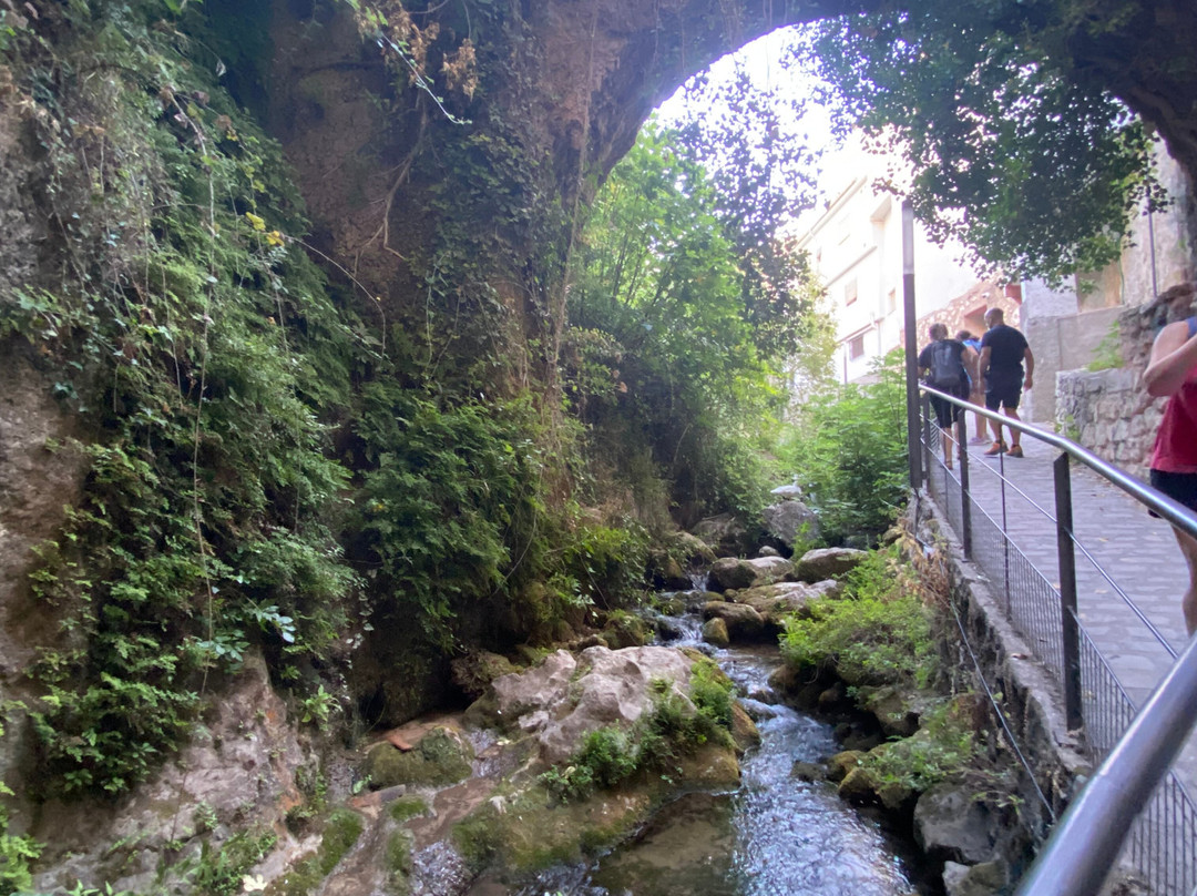 Boveda del Rio Cerezuelo-卡索拉必去景点