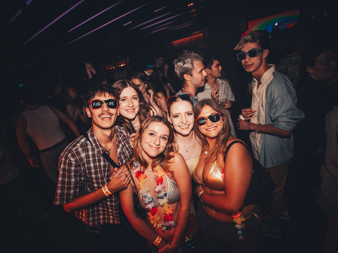 Big Night Out Pub Crawl-悉尼必去景点