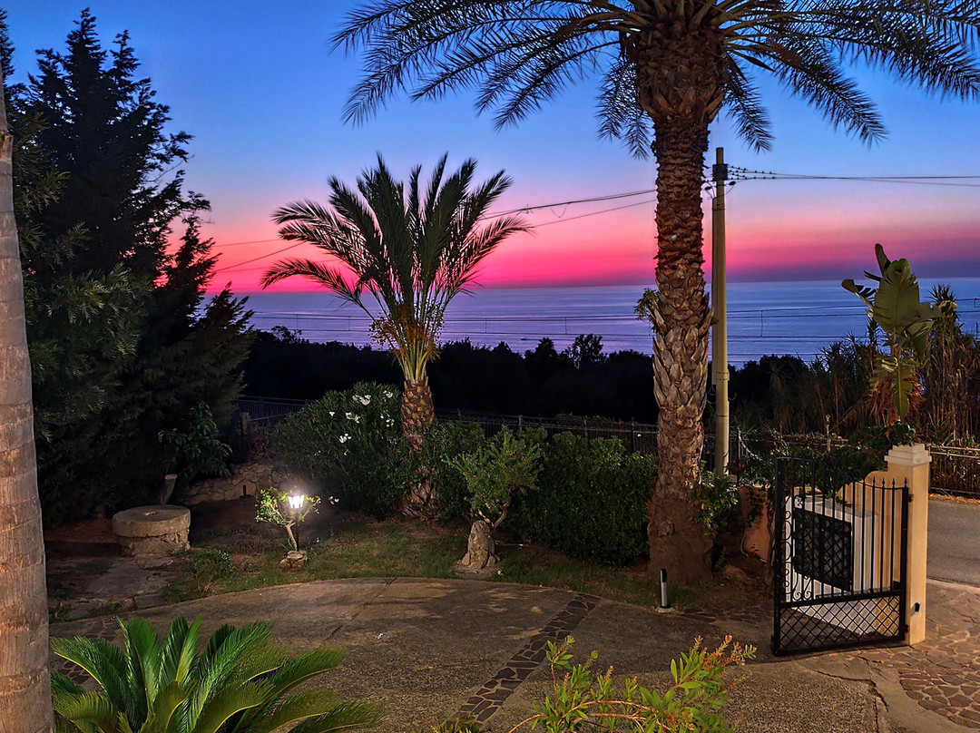 坎那米丽度假酒店主图