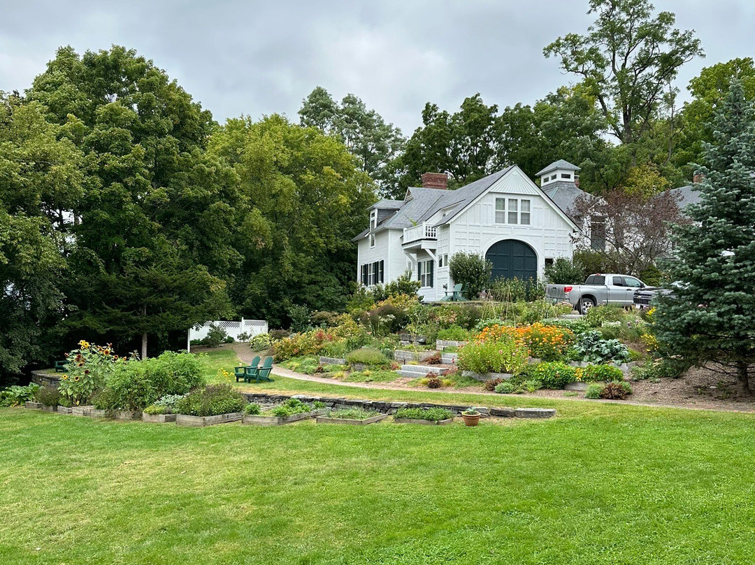 斯威夫特别墅酒店主图