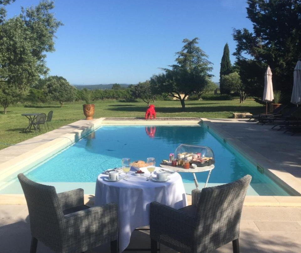 La Fontaine des Oliviers主图