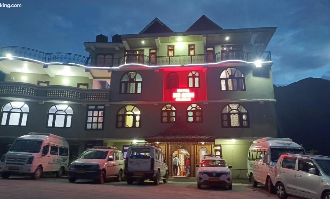 Hotel Debbhumi Regency主图