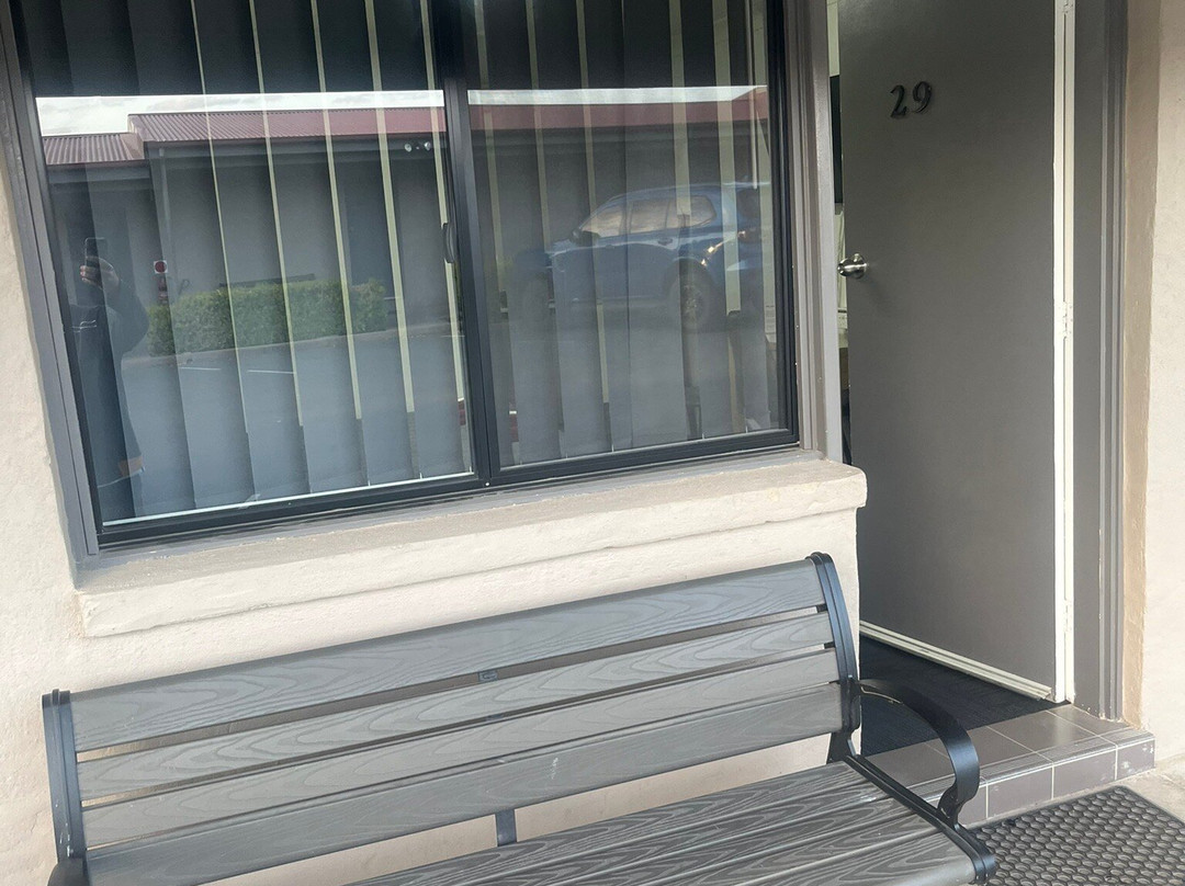 Cherry Blossom Motel主图