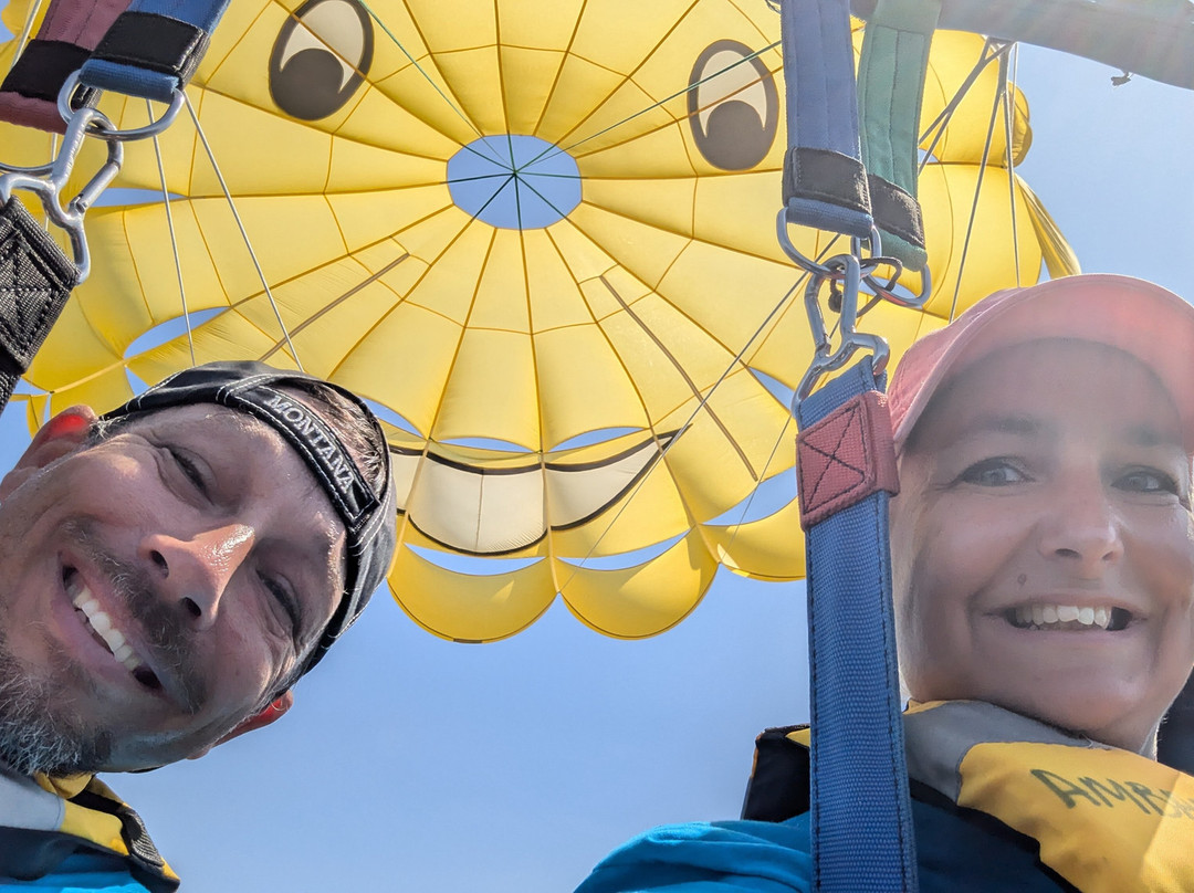 Happy Flights Cabo Parasailing景点图片