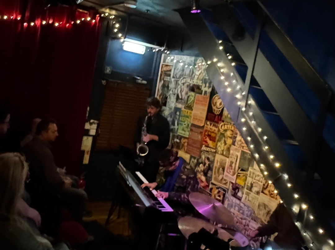 The Small Space Theatre景点图片