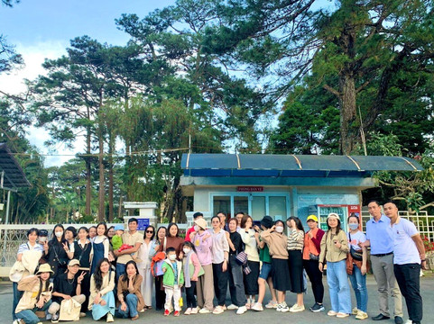 大叻曼青酒店主图