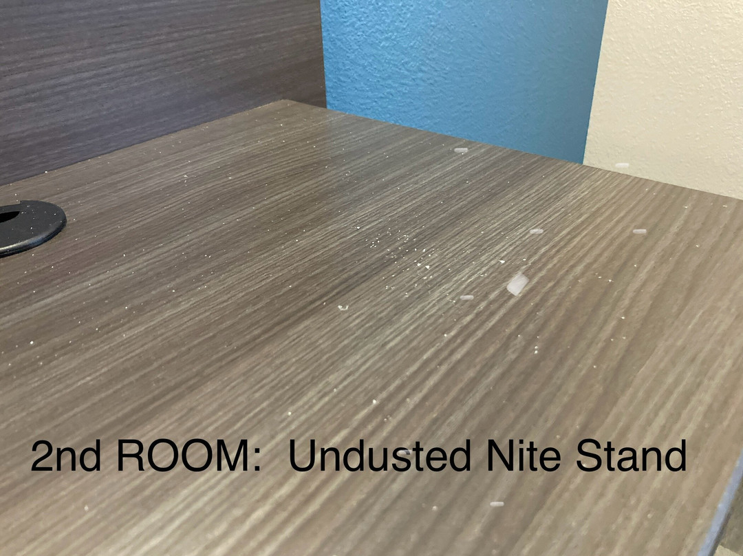 La Quinta Inn & Suites by Wyndham Madison American Center主图